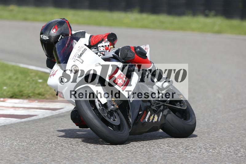 /53 16.09.2025 Track Day Domi Aegerter ADR/Gruppe gruen/44-1